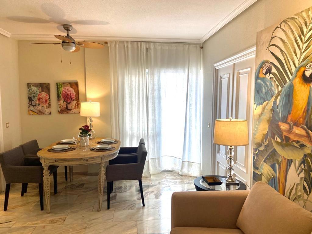 Precioso Apartamento Los Remedios Triana Plaza Espana Y Centro Historico Seville Exterior photo
